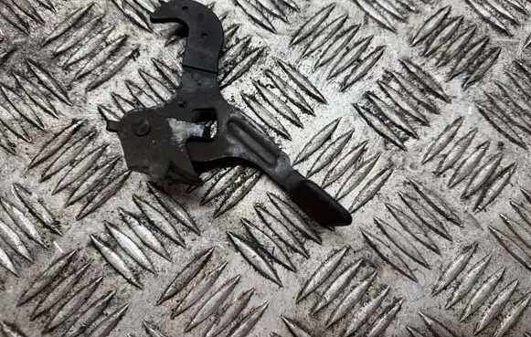 KIA Sportage Engine bonnet/hood lock/latch loop/hook 