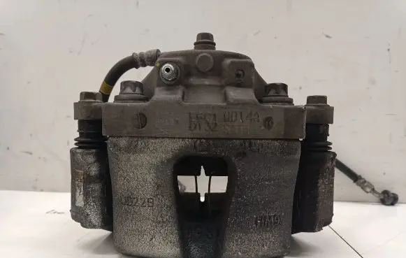 Hyundai Kona I Front brake caliper