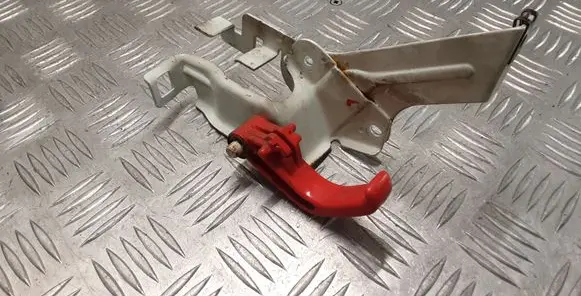 Volvo V70 Engine bonnet (hood) release handle 9133172