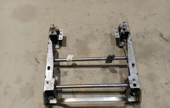 Renault Scenic II - Grand scenic II Driver seat console base 