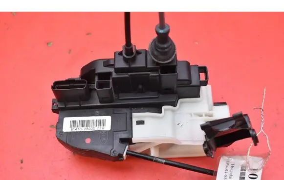 Hyundai Santa Fe Rear door lock 814102B000