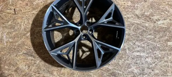 Audi Q8 R22 alloy rim 4M8601025AB K28108T