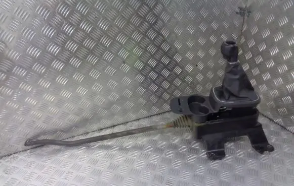Opel Corsa D Gearbox retarder lever 
