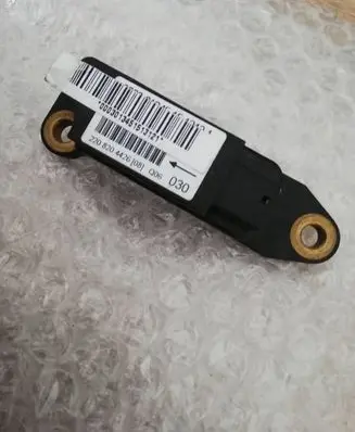 Mercedes-Benz S W220 Airbag deployment crash/impact sensor 2208204426