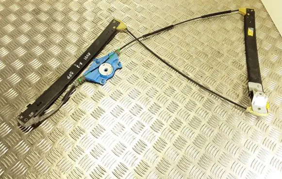 Audi A3 S3 8P Front door electric window regulator 