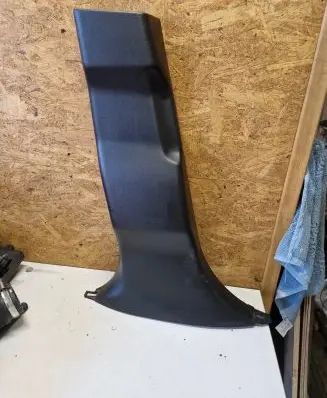 Subaru XV (B) pillar trim (bottom) 94022FJ010