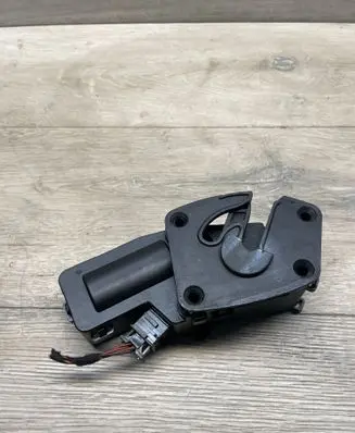 Skoda Superb B6 (3T) Tailgate/trunk/boot lock/catch/latch 3T0827300B