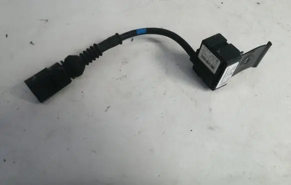 Rear air suspension level height sensor