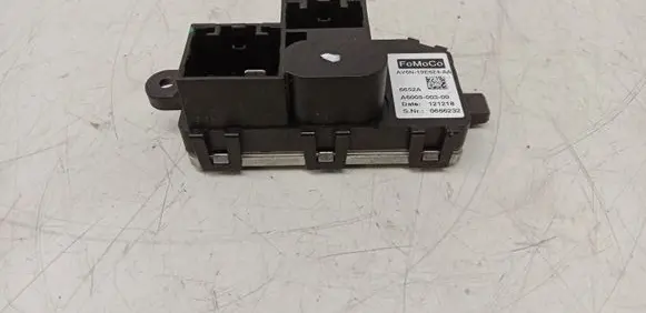 Ford C-MAX II Heater blower motor/fan resistor AV6N19E624AA