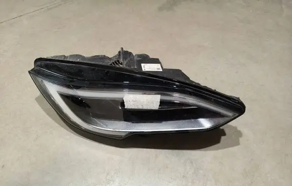 Tesla Model S Headlight/headlamp 156371400D