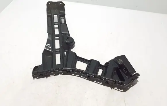 Rear bumper mounting bracket