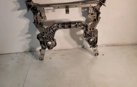BMW 5 F10 F11 Front subframe 6793017