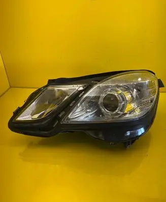 Mercedes-Benz E W212 Headlight/headlamp A2128209561KZ