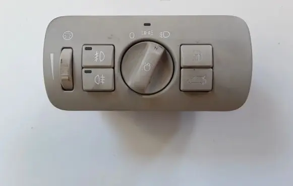 Volvo XC70 Light switch 30739422