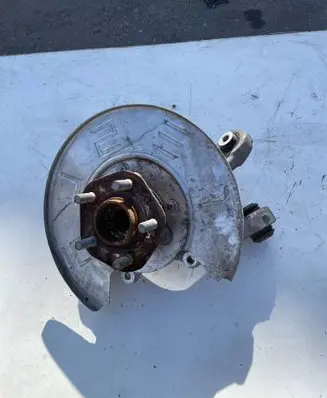 Tesla Model 3 Rear wheel hub spindle/knuckle 104441600F