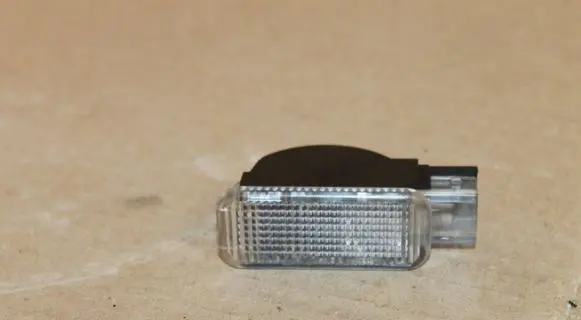 Volkswagen PASSAT B5.5 Other interior light 3B0947415B