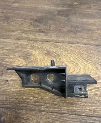 Renault Master III Headlight/headlamp mounting bracket 622215034R
