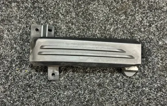 BMW 1 F40 Front bumper lower grill 51117459880 7459880