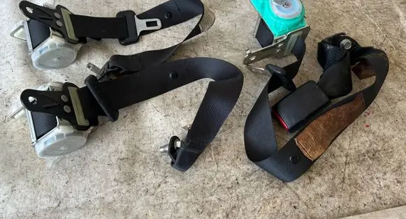 Nissan Maxima A35 Rear seatbelt