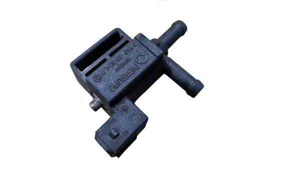 Volvo S60 Turbo solenoid valve 72251702