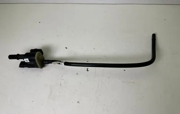 Dodge Durango III Breather valve 04627694AB