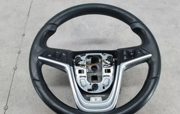 Opel Astra J Brake booster 13338058