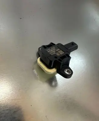 Audi A6 S6 C7 4G Airbag deployment crash/impact sensor 4H0955557 6170RB4