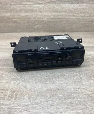 Audi A8 S8 D2 4D Climate control unit 4D0820043B 5HB00715501