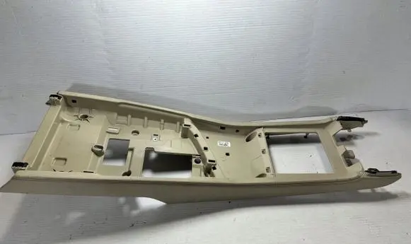 Audi Q7 4M Center console 