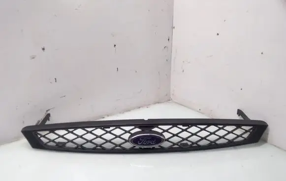 Ford Focus Front grill 2M518200AGW