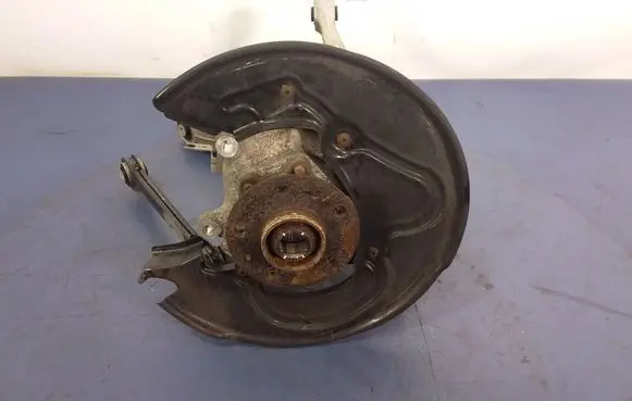 Audi A8 S8 D4 4H Front wheel hub spindle knuckle 