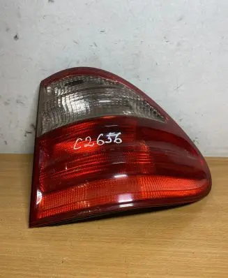Mercedes-Benz E W210 Rear/tail lights A2108205464 C2656