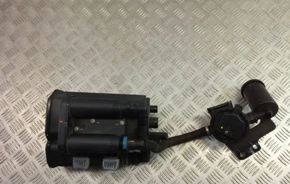 BMW X3 F25 Vacuum air tank 7162366 7162350