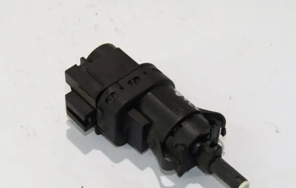 Brake pedal sensor switch