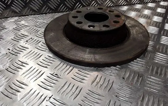 Volkswagen PASSAT B6 Rear brake disc
