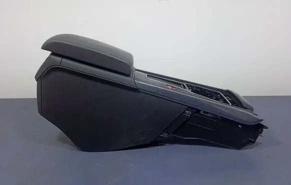 Peugeot 508 RXH Center console