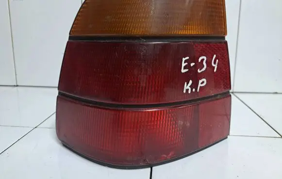 BMW 5 E34 Rear/tail lights 63274