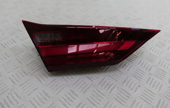 BMW 1 F40 Tailgate rear/tail lights 63217450651