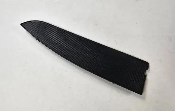 KIA Xceed Front door interior handle trim 82742J7010