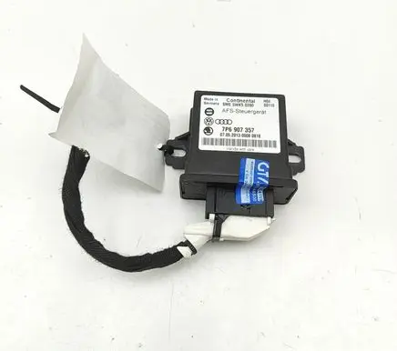 Volkswagen Touareg II Light module LCM 7P6907357 5WK50280