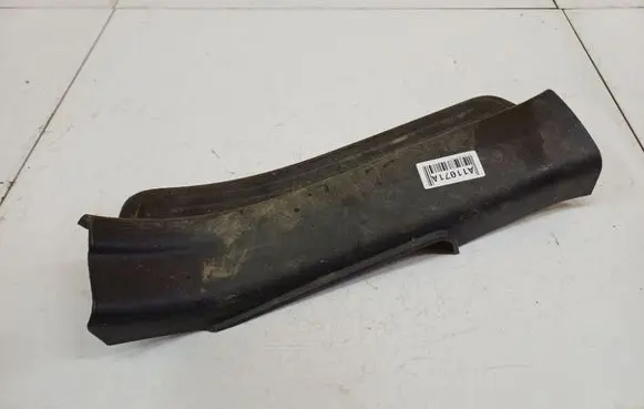Chevrolet Captiva Rear sill trim cover 96630475