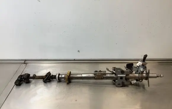 Subaru Tribeca Steering wheel axle 88215AG000