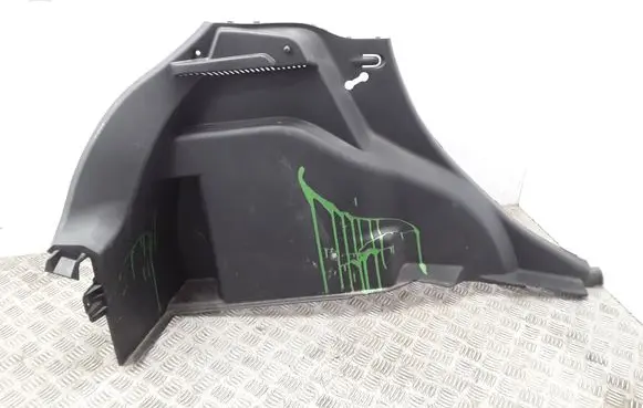 Mazda 2 Trunk/boot lower side trim panel D65268870 D65168870