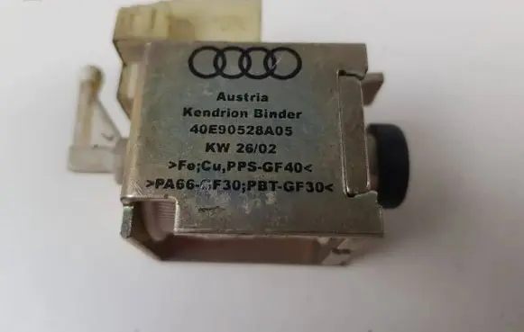 Audi A4 S4 B6 8E 8H Turbo solenoid valve 40E90528A05