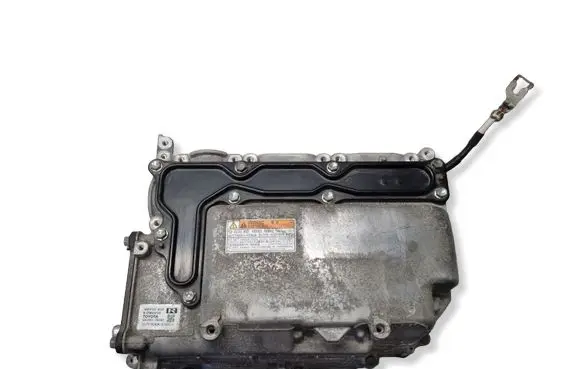 Lexus CT 200H Voltage converter inverter G920076040