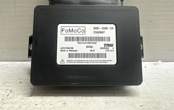 Volvo S60 Hand brake control module 31445647