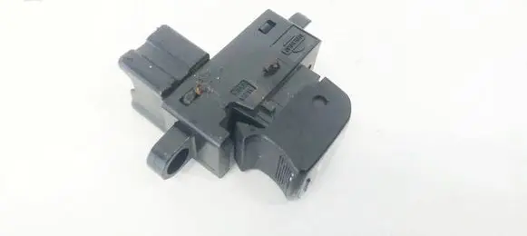 Nissan Note (E11) Electric window control switch