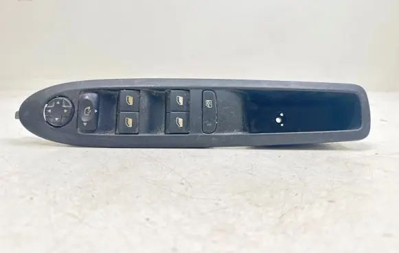 Citroen C4 II Electric window control switch 96657050ZD 30170381 F20980205