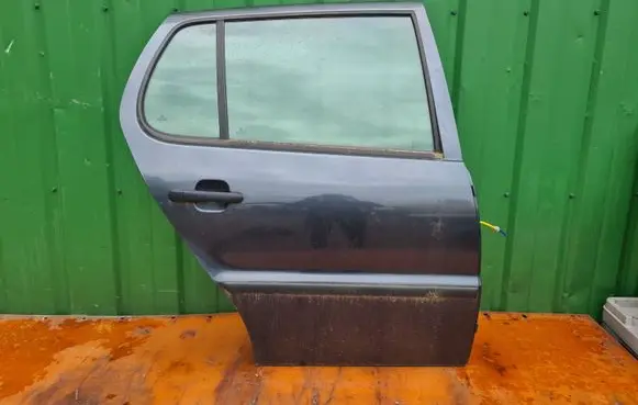 Volkswagen Polo III 6N 6N2 6NF Rear door 6N4833056C