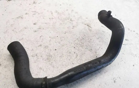 Volvo V70 Intercooler hose/pipe 30647918